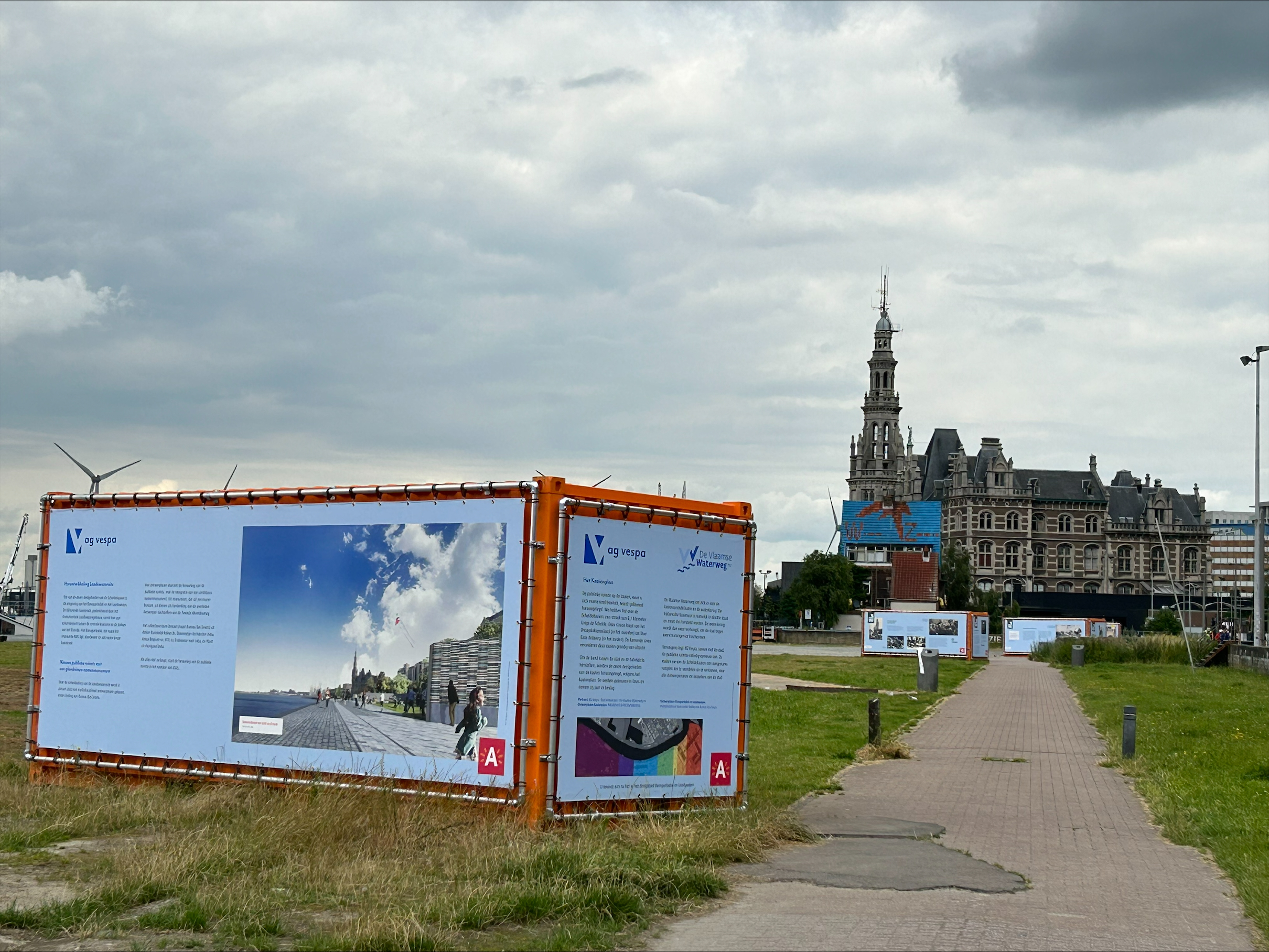 Openluchtexpo Scheldekaaien