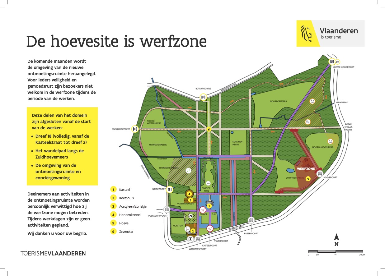 Infobord over de omgevingsaanleg van de hoevessite.